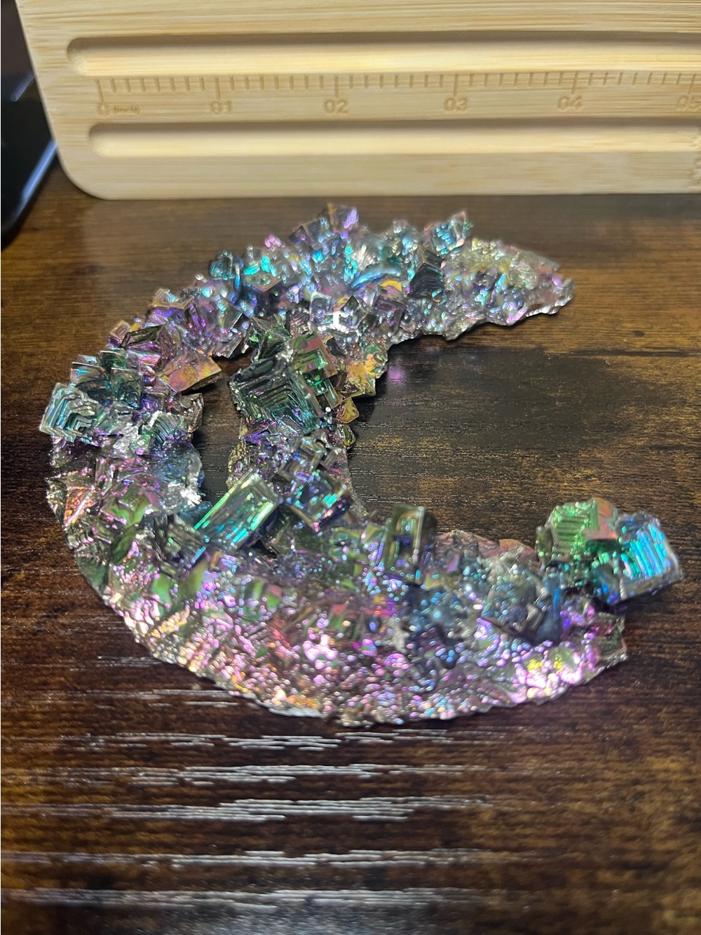 ๐ Large Rainbow Bismuth Crystal Crescent Moon Display Speciman - Picture 5 of 6